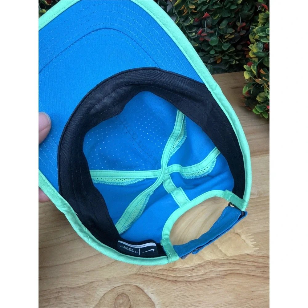 Nike Featherlight Dry Fit Hat Running Gym Tennis Cap Adjustable Blue Green Women